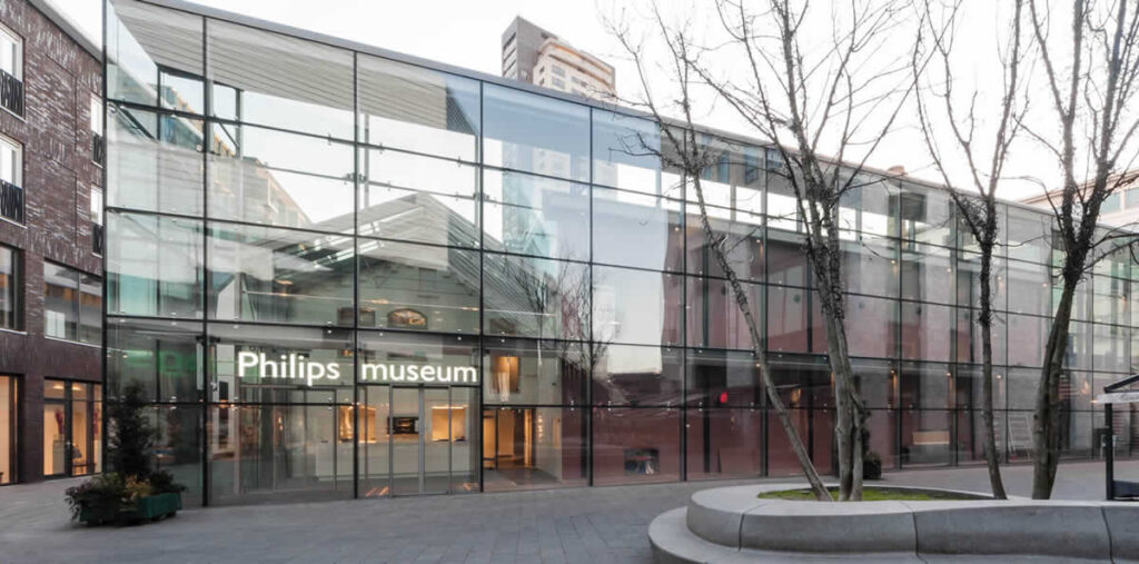 Philips Museum Eindhoven GSGarchitecten high tech architecture glasarchitectuur